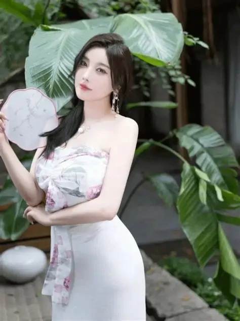 杨晨晨让我既兴奋又羞耻的一晚，一床被子的温度